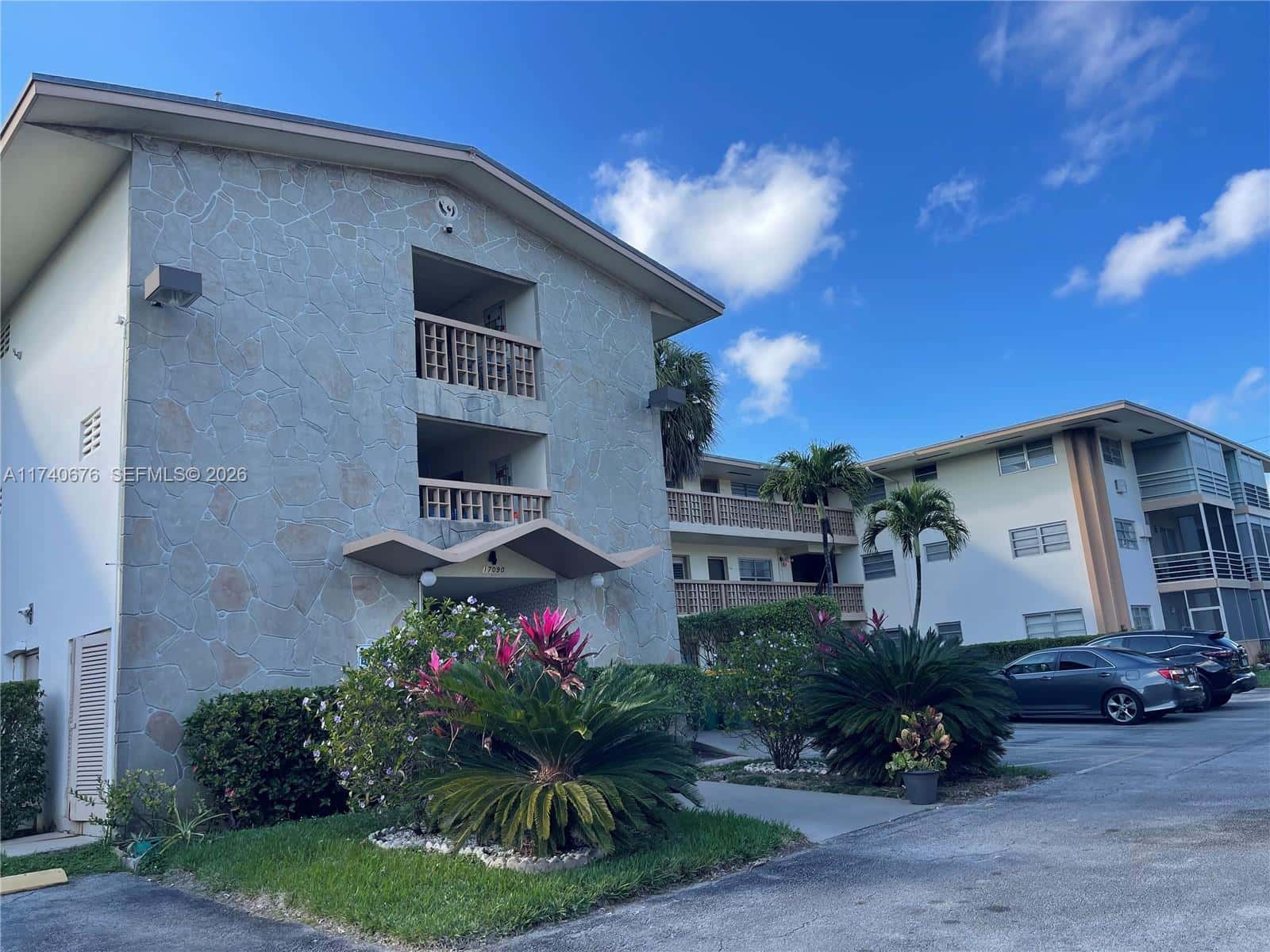17090 NE 14th Ave # 314, Miami FL 33162