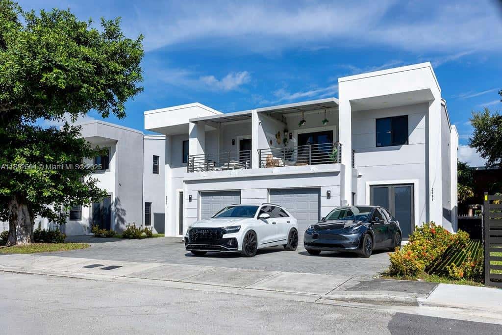 2061 Washington Ave # 4, Opa-Locka FL 33054