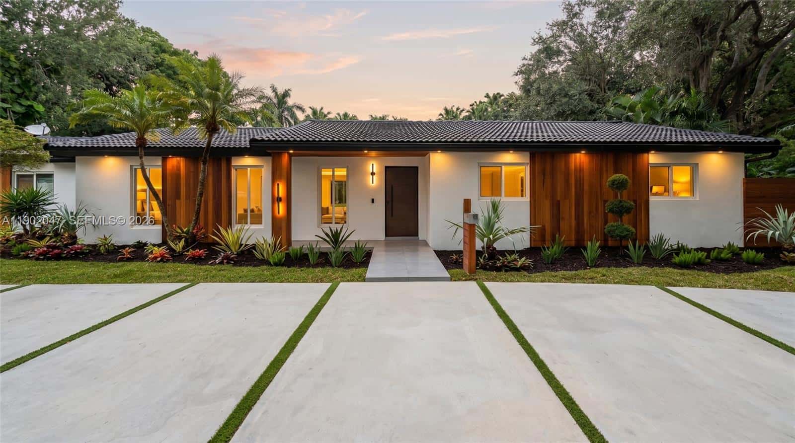 15321 SW 82nd Ave, Palmetto Bay FL 33157