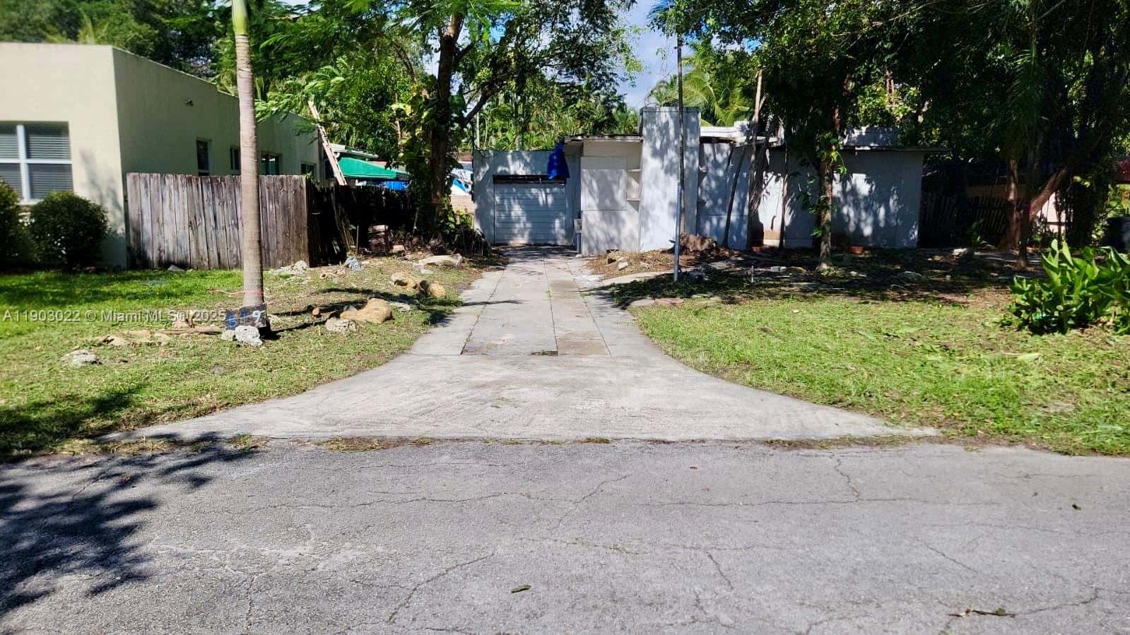 519 NE 118th St, Biscayne Park FL 33161