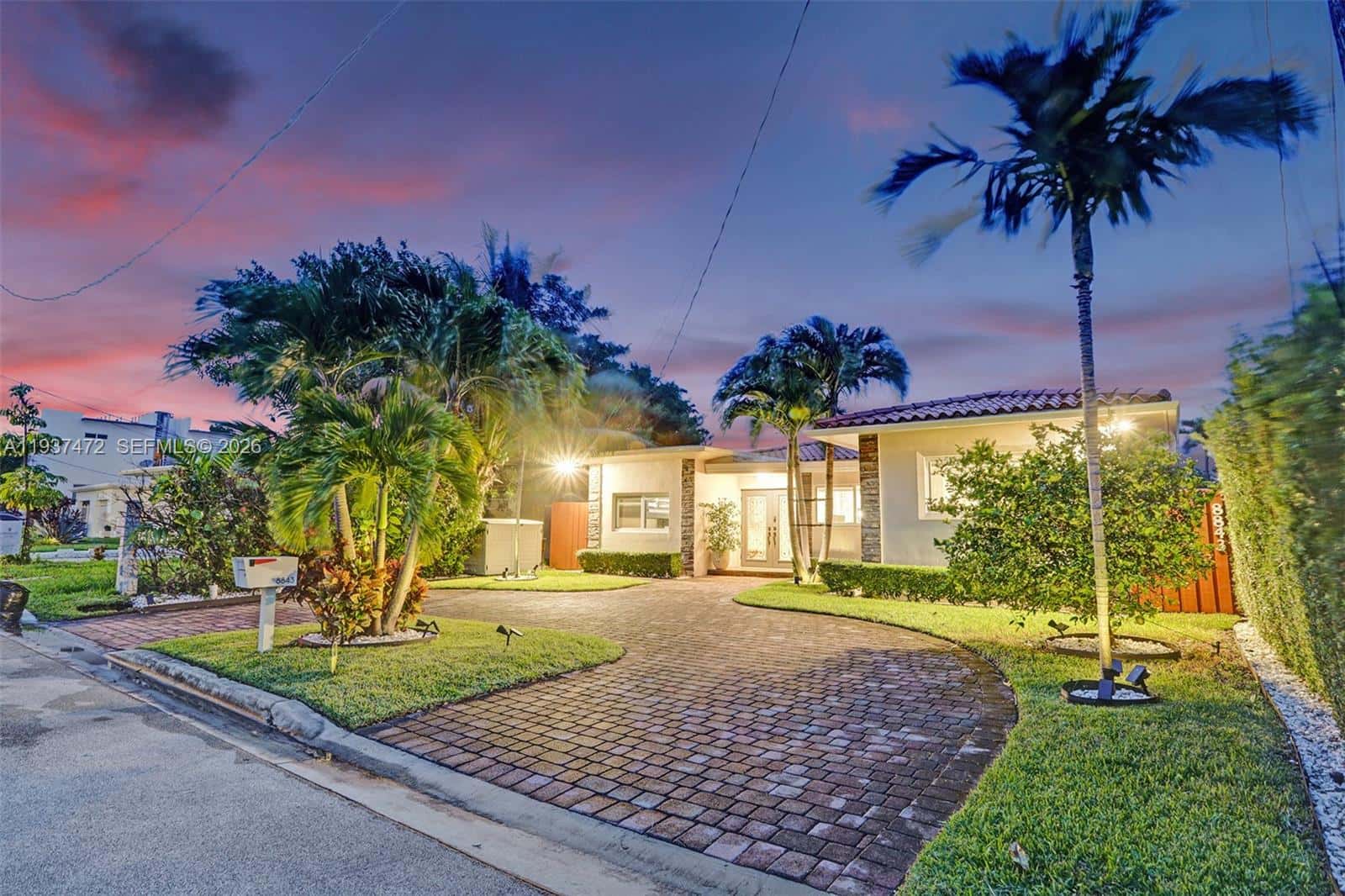 8843 Hawthorne Ave, Surfside FL 33154
