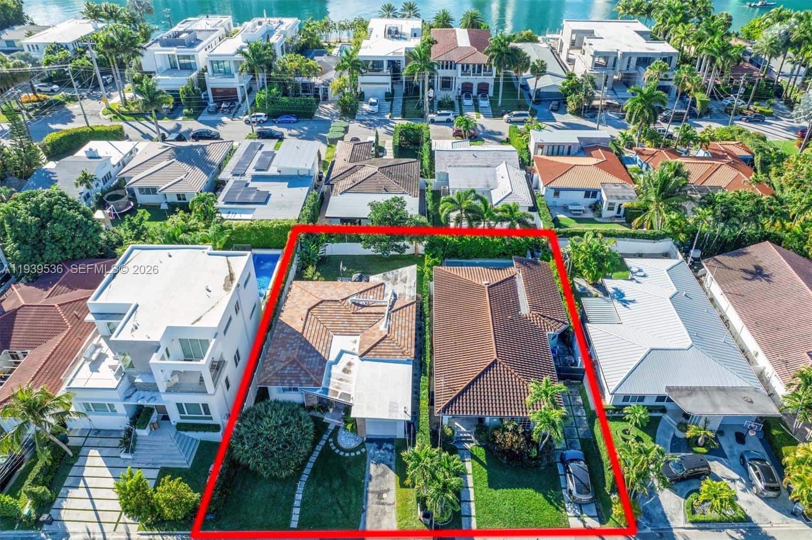9424 - 9432 Carlyle Ave, Surfside FL 33154