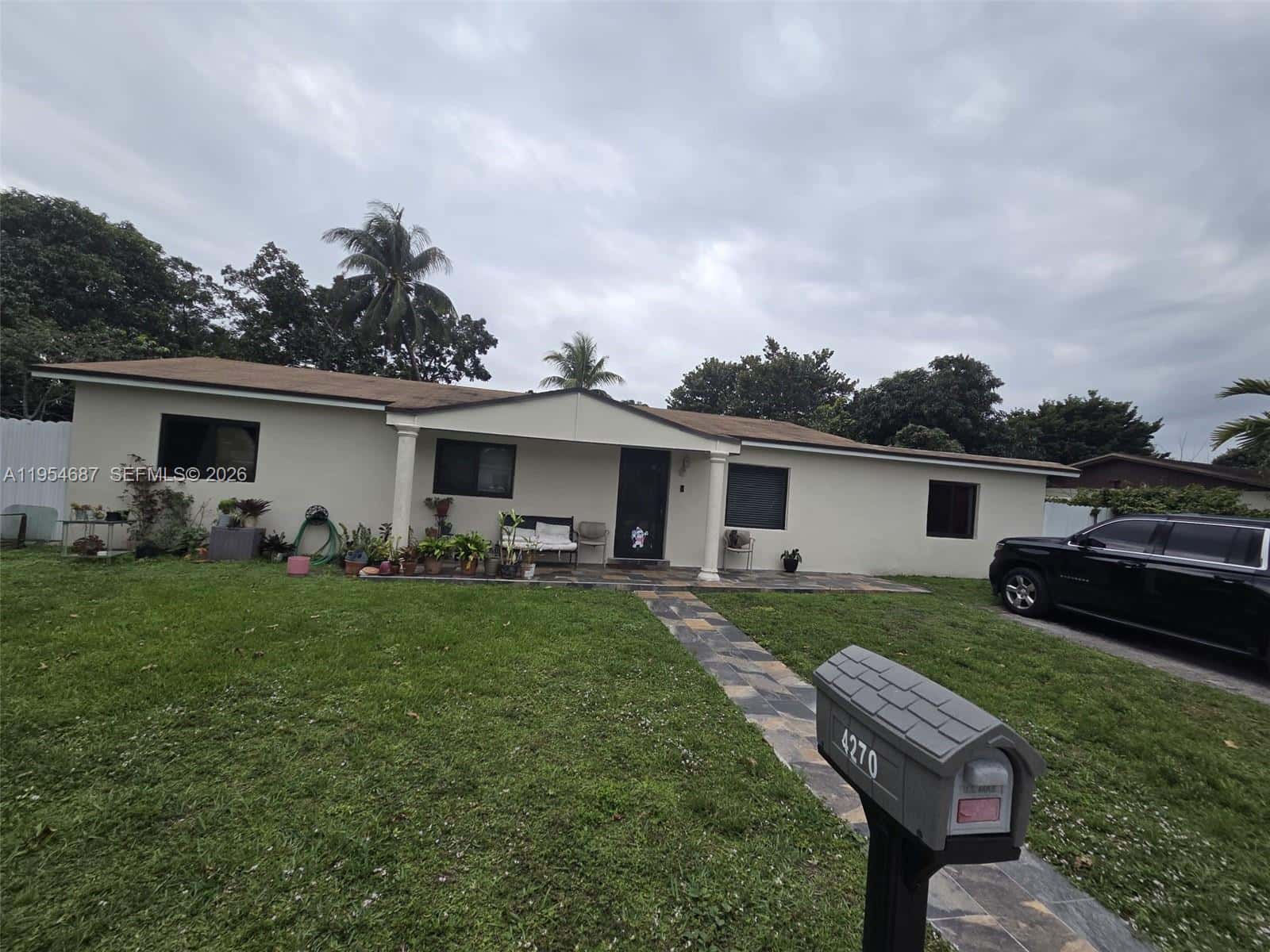 4270 NW 198th St, Miami Gardens FL 33055