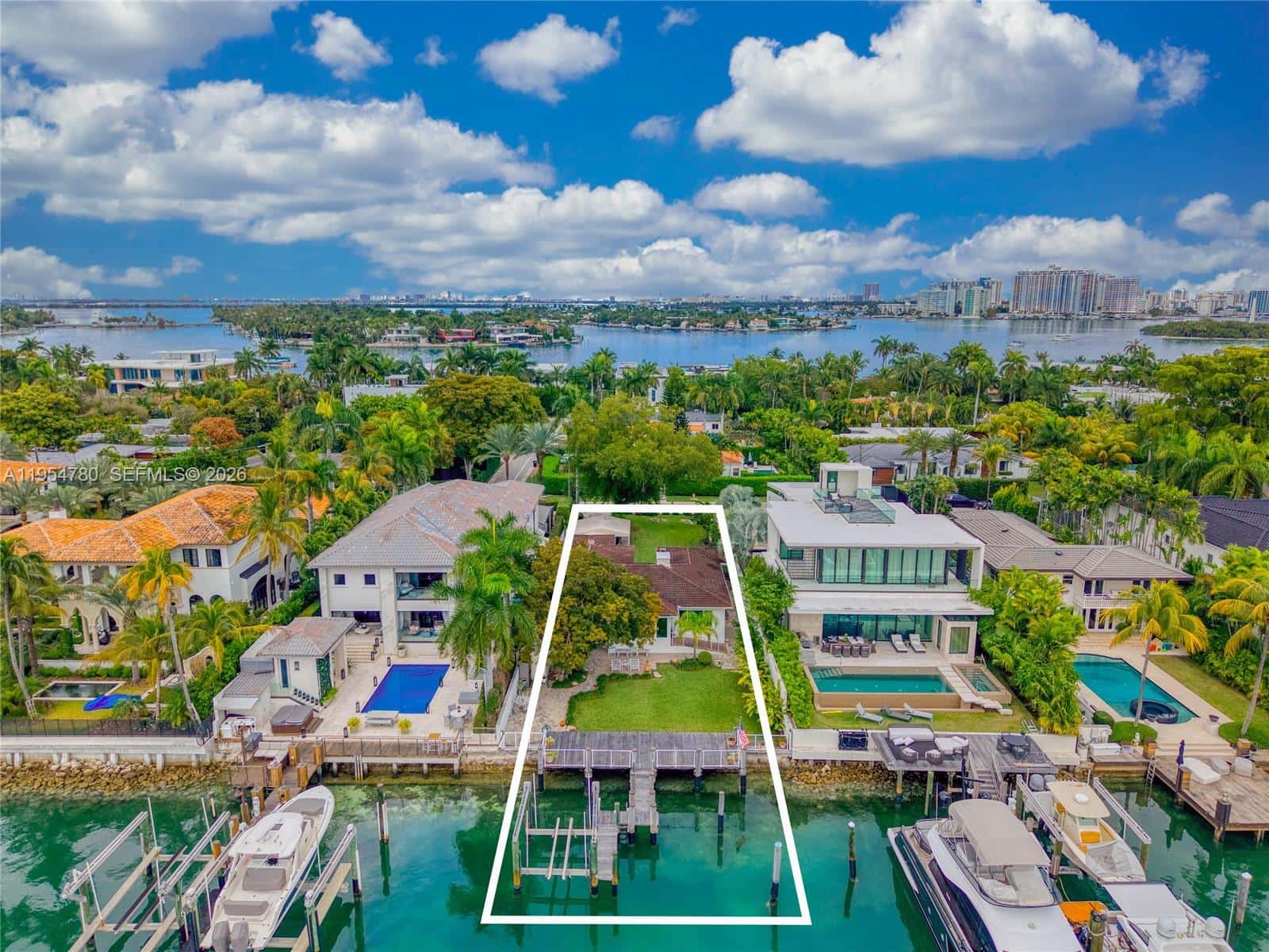 170 S Hibiscus Dr, Miami Beach FL 33139