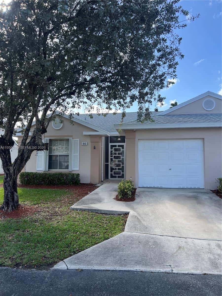 1845 SE 6th Ct, Homestead FL 33033