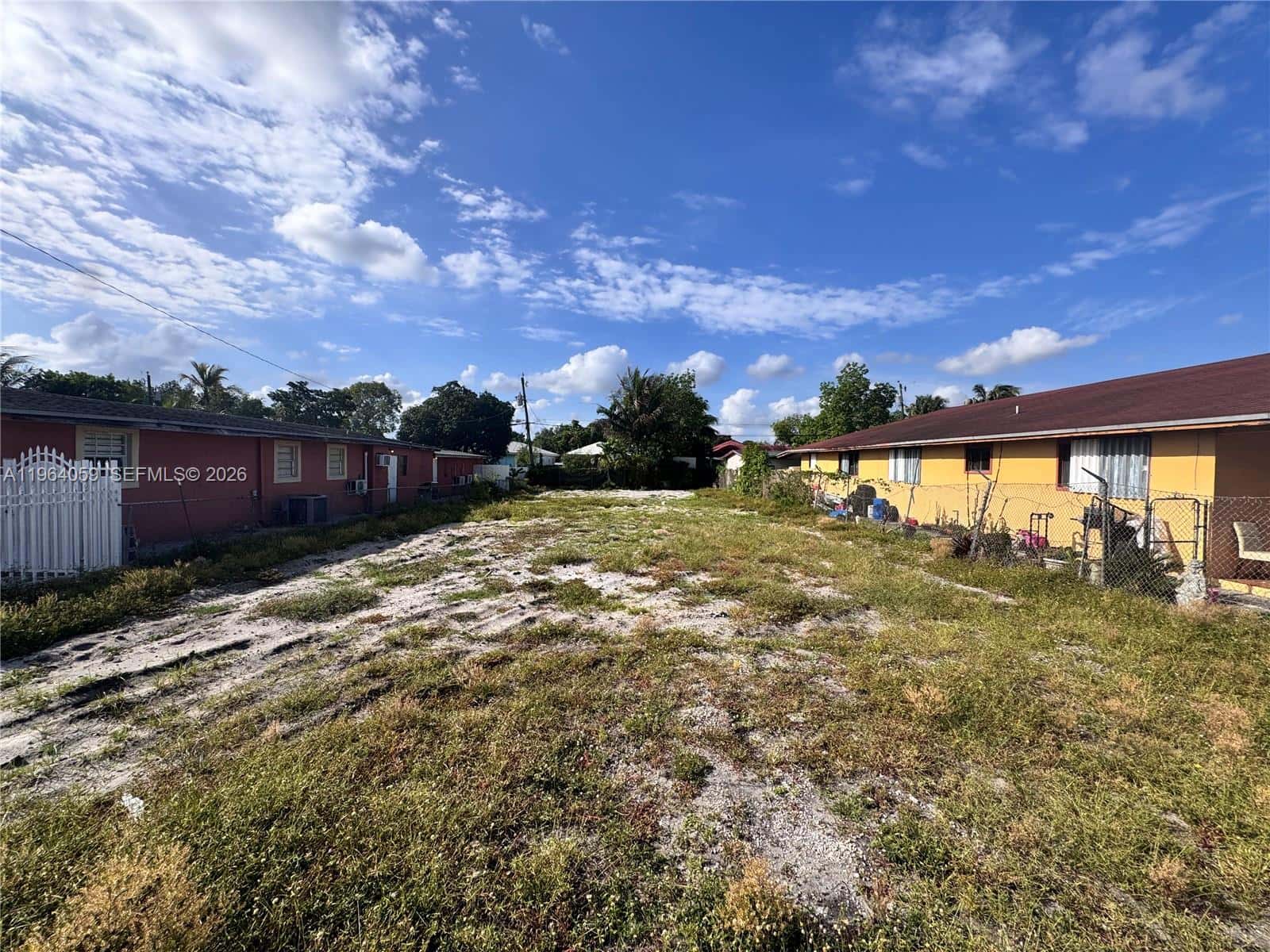 3330 NW 101st St, Miami FL 33147