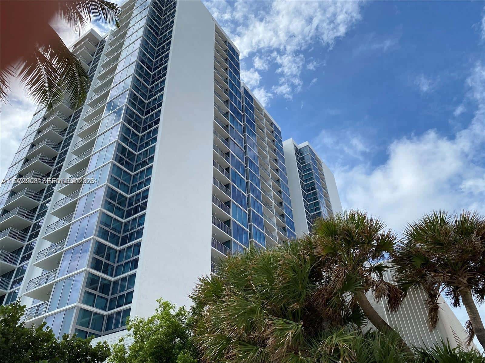 2655 Collins Ave # 1404, Miami Beach FL 33140