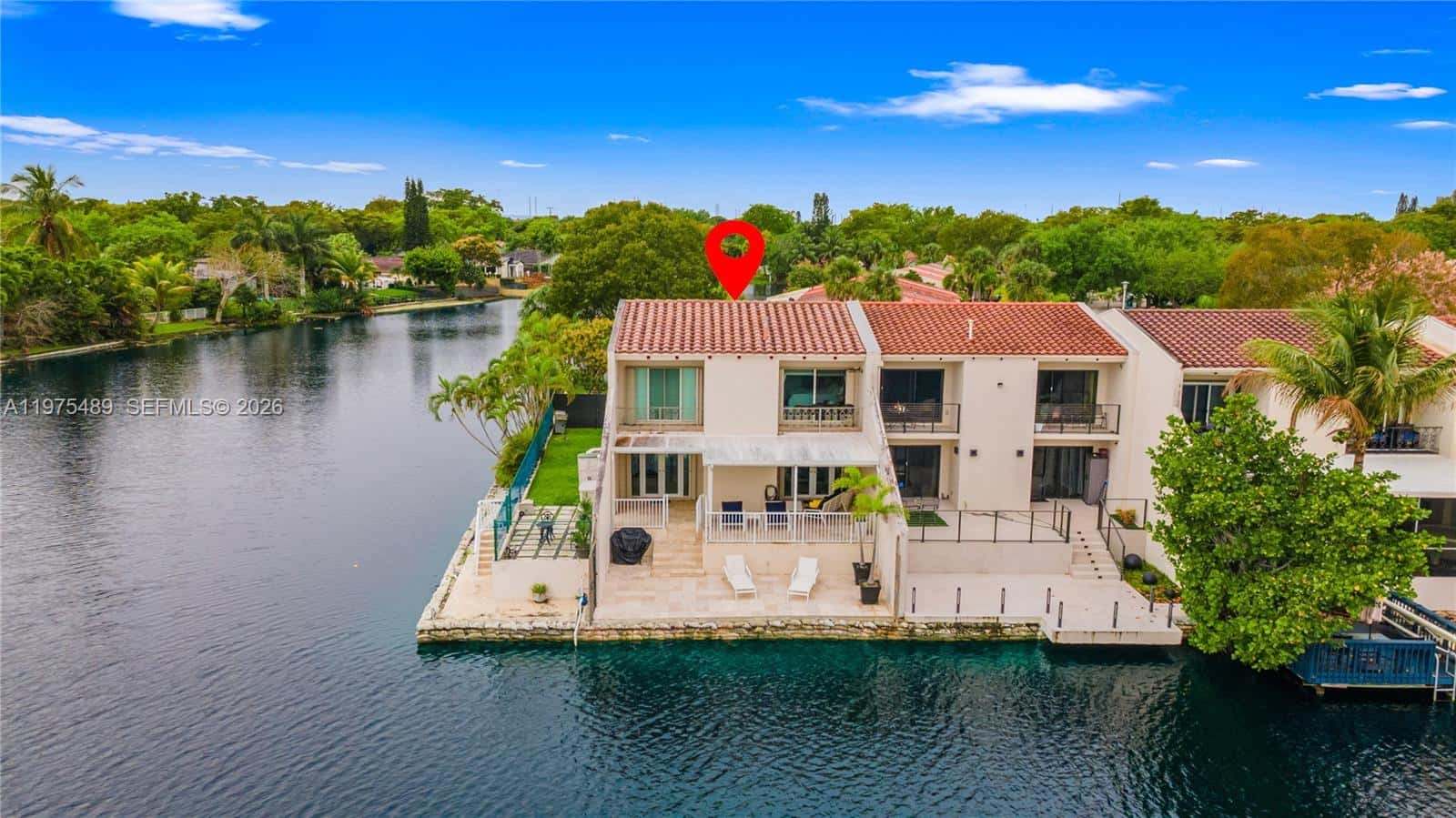 7282 Jacaranda Ln, Miami Lakes FL 33014
