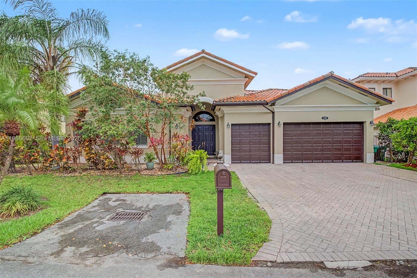 19528 SW 79th Pl, Cutler Bay FL 33157