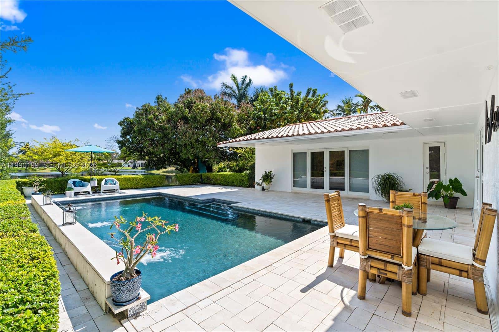 7327 Sabal Dr, Miami Lakes FL 33014