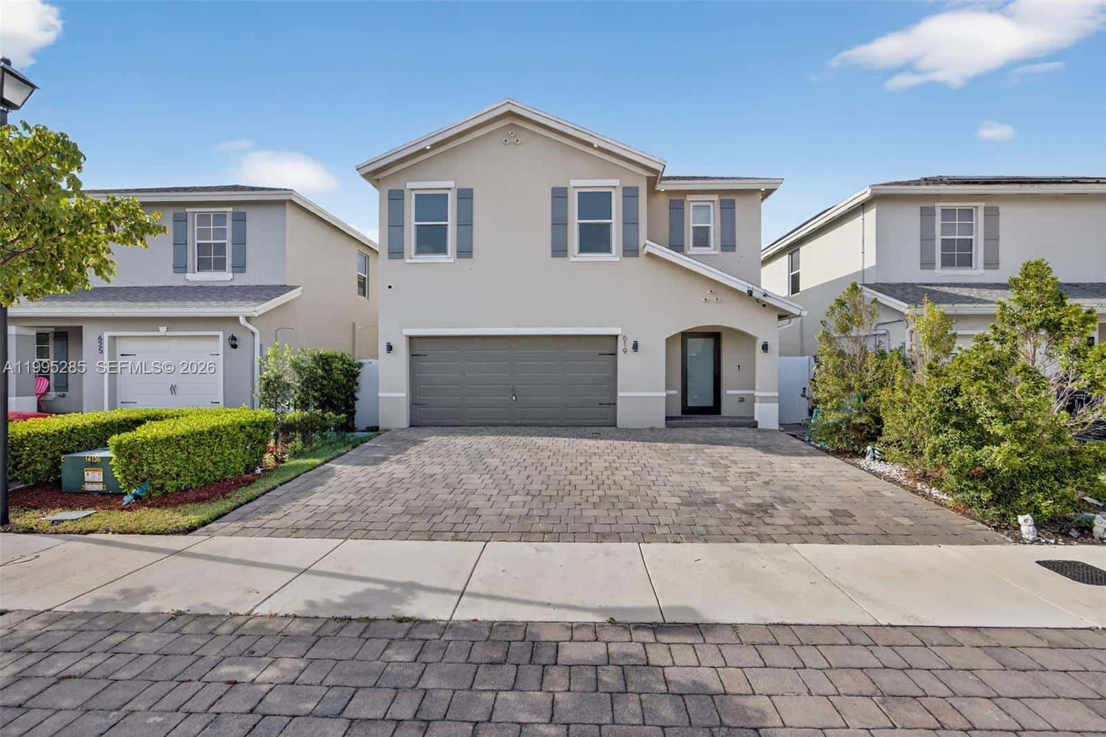 619 NE 5th St, Florida City FL 33034