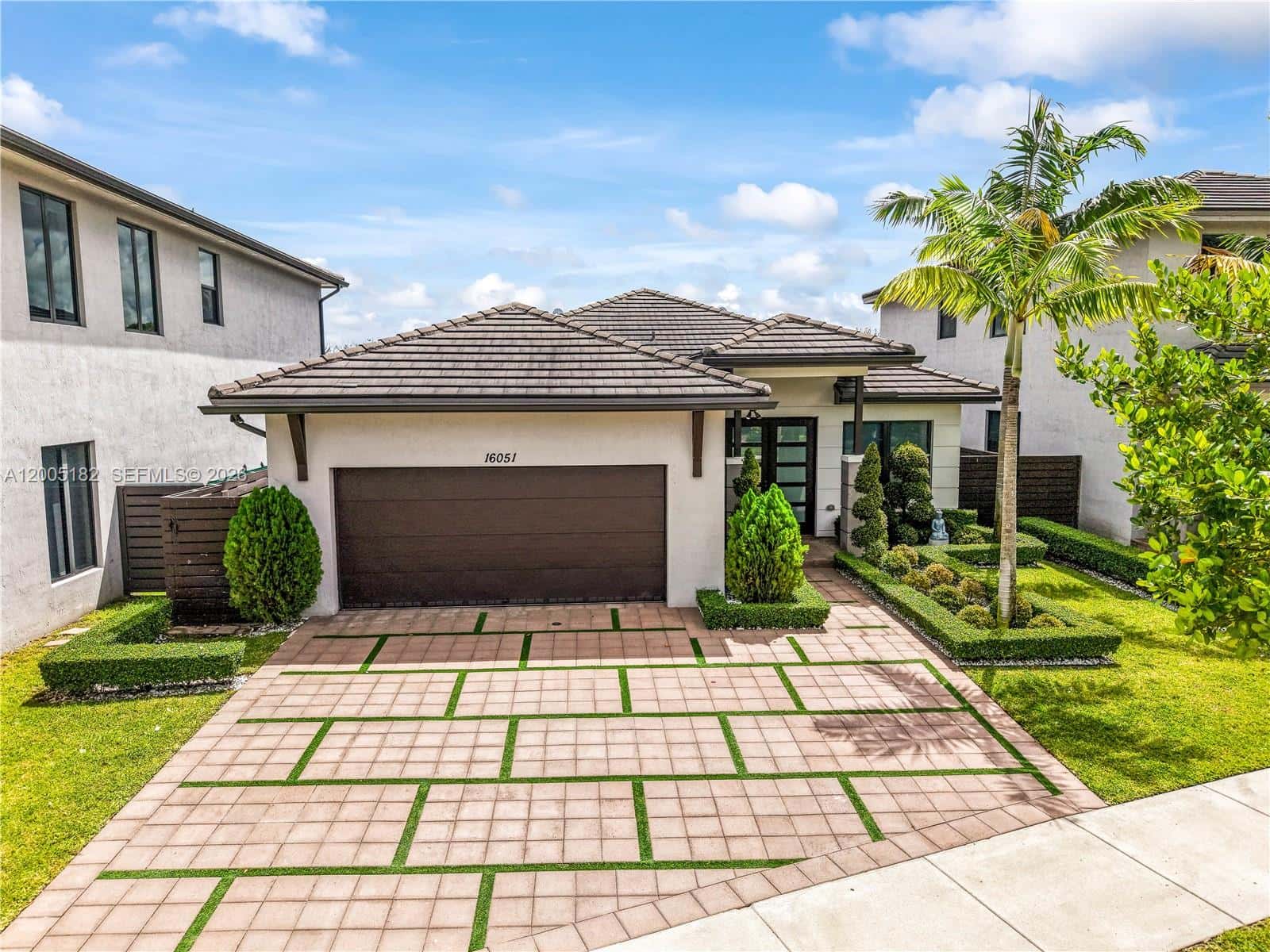 16051 NW 87th Ct, Miami Lakes FL 33018