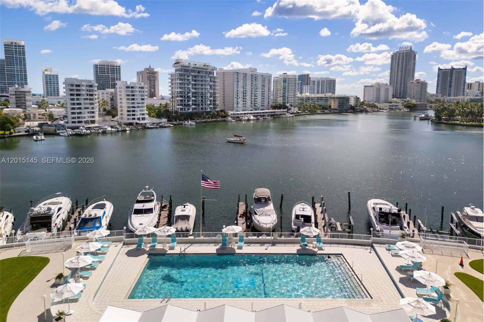 900 Bay Dr DS14, Miami Beach FL 33141