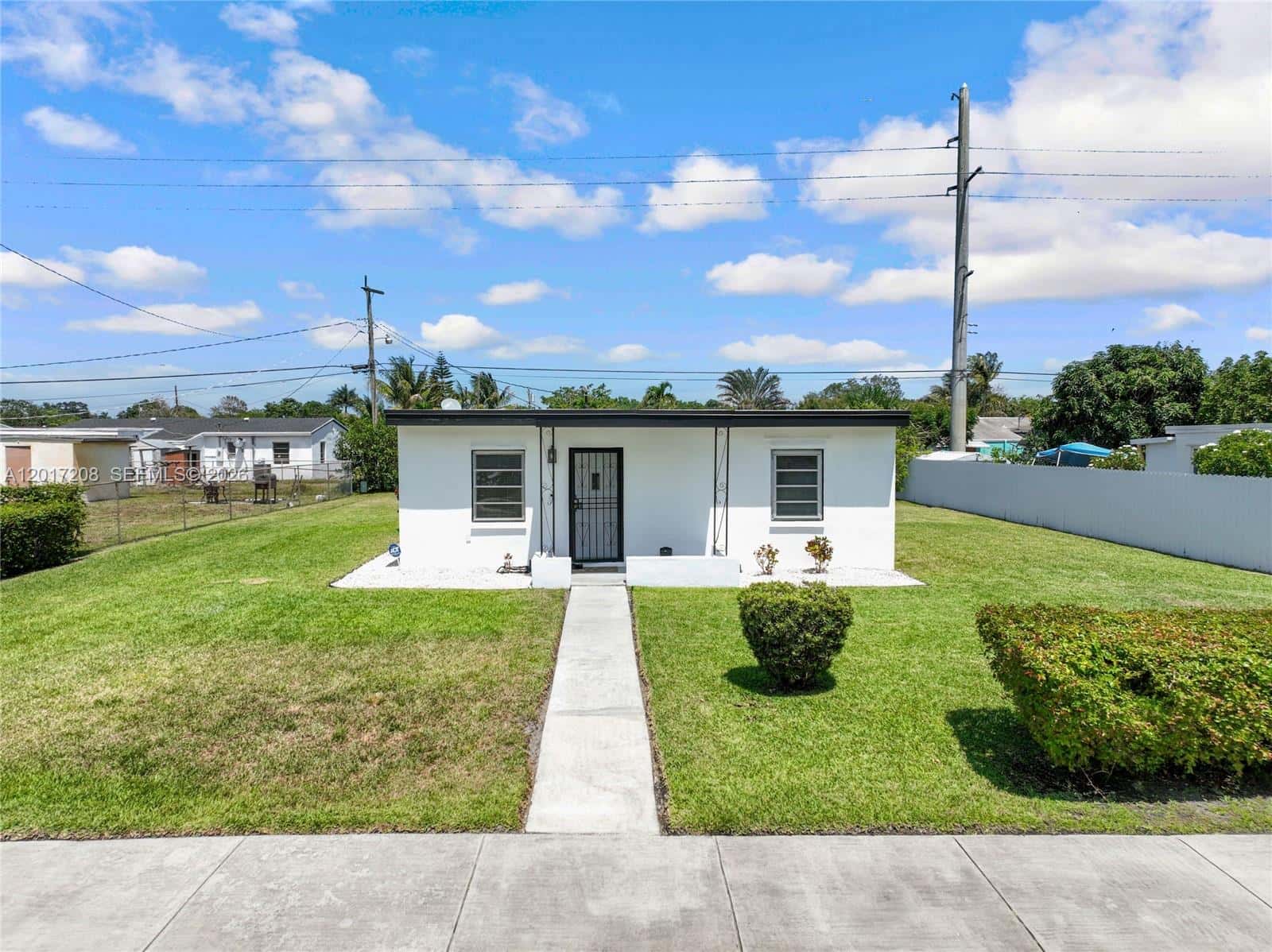 15815 NW 19th Ave, Miami Gardens FL 33054