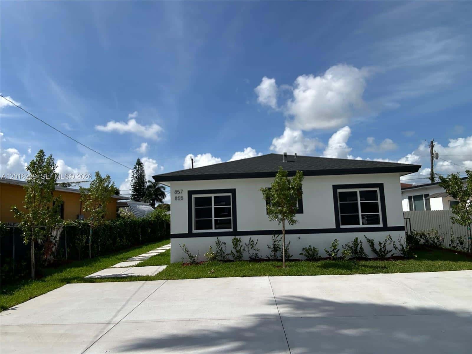 855-857 SW 1 St, Florida City FL 33130