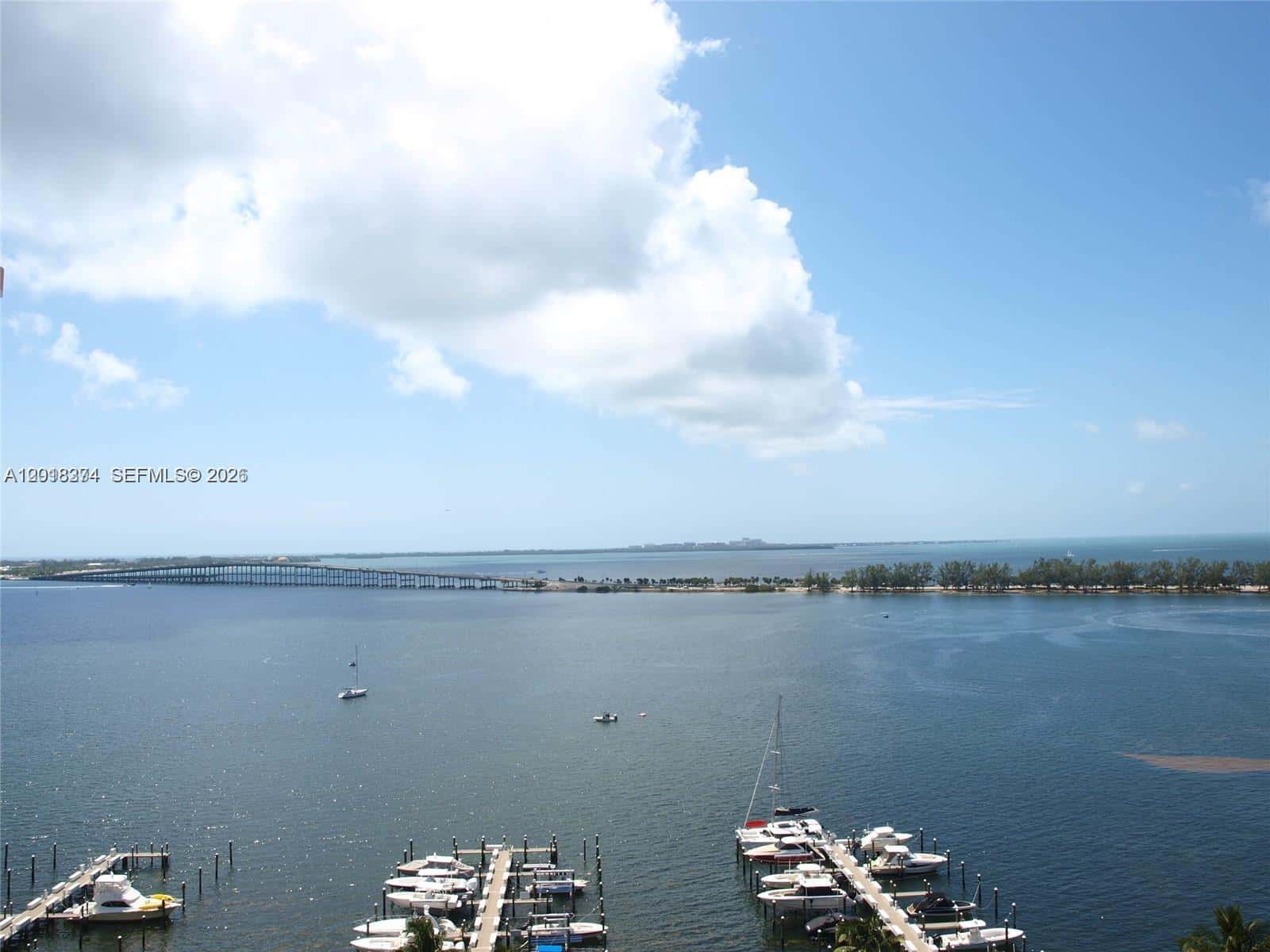 1901 Brickell Ave Slip # 40, Miami FL 33129