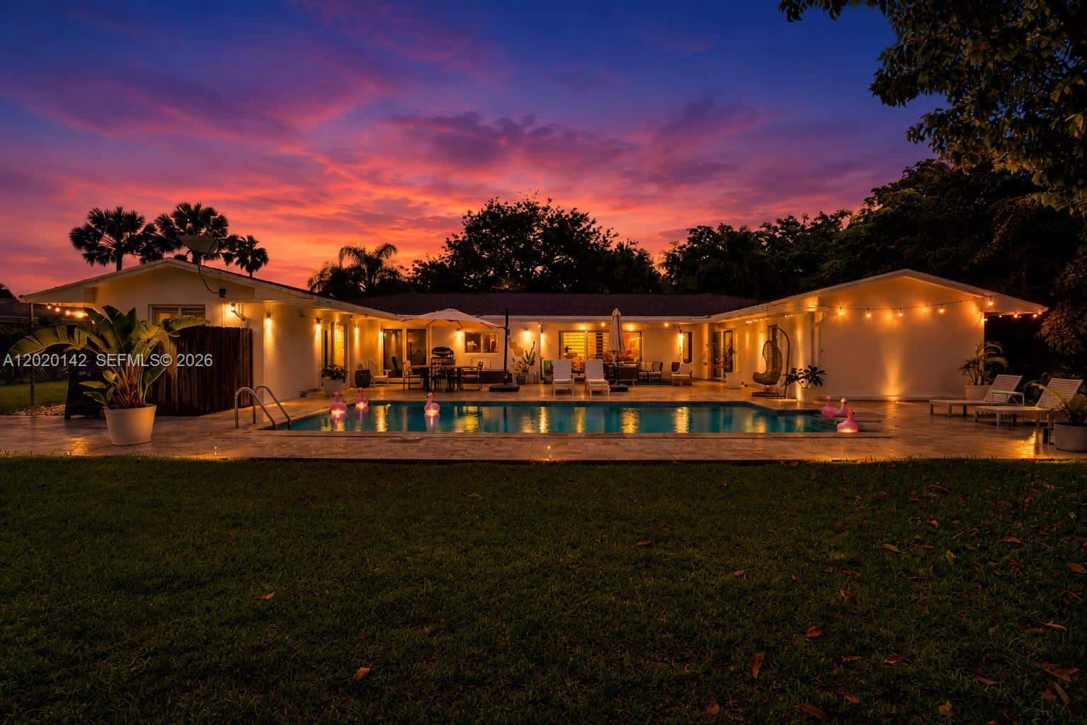 13820 SW 73rd Ave, Palmetto Bay FL 33158