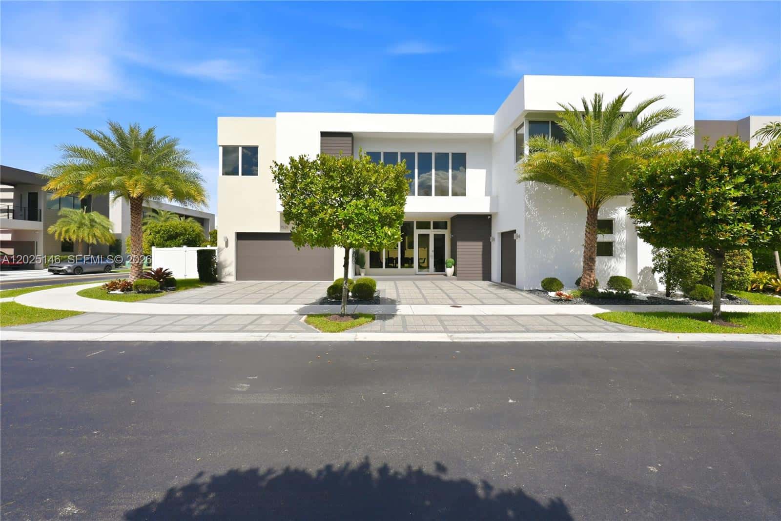 7525 NW 103rd Pl, Doral FL 33178