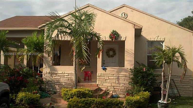 1061 NW 9th Ct, Homestead FL 33030
