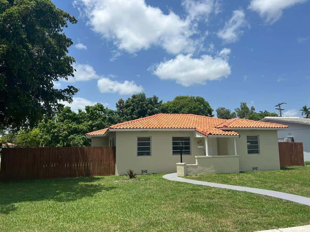 875 Westward Drive, Miami Springs FL 33166