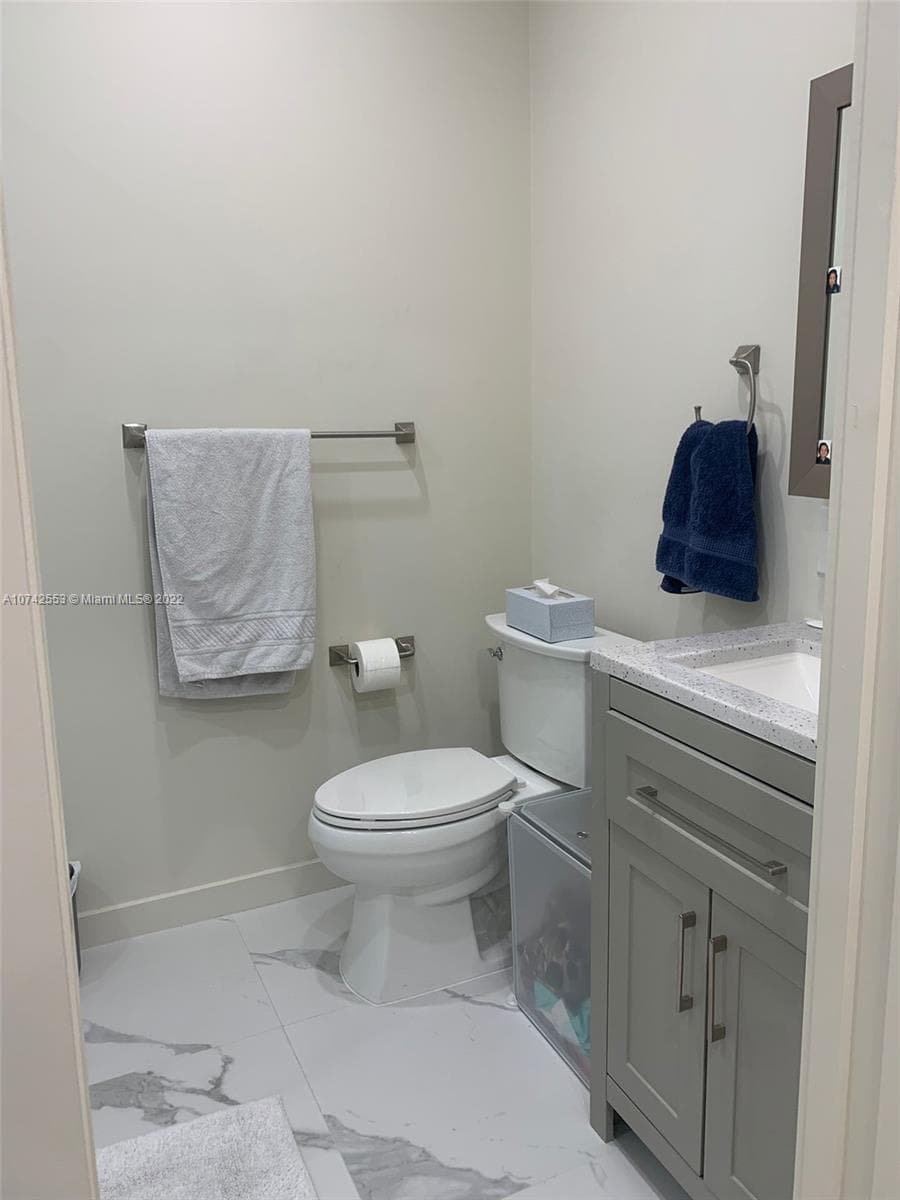 3802 NE 207th St # 2802, Aventura FL 33180 — 41