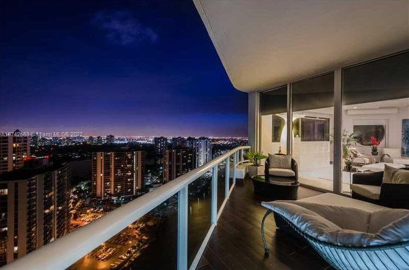 3802 NE 207th St # 2802, Aventura FL 33180 — 15