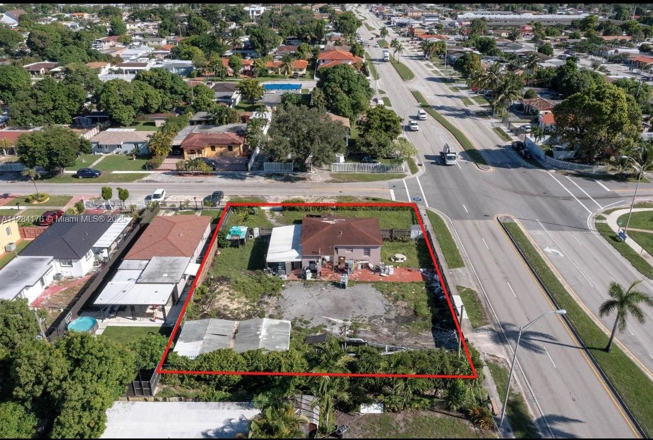 782 E 37th St, Hialeah FL 33013 — 29