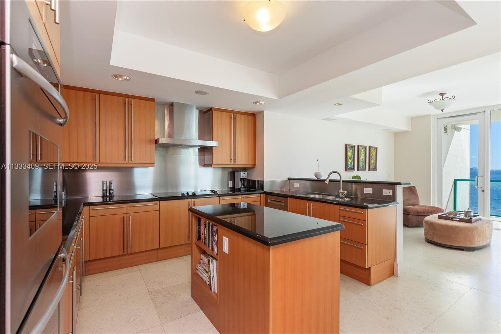 1660 W Glencoe St # 302, Coconut Grove FL 33133 — 27