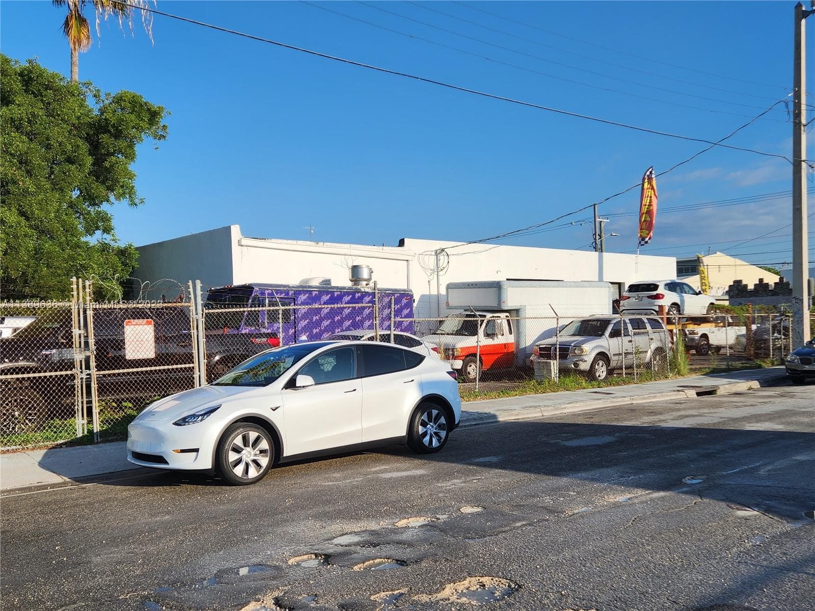 60 NW 20th St, Miami FL 33127 — 3