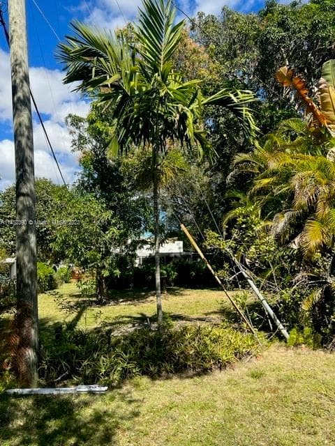 821 NE 120th St, Biscayne Park FL 33161 — 4