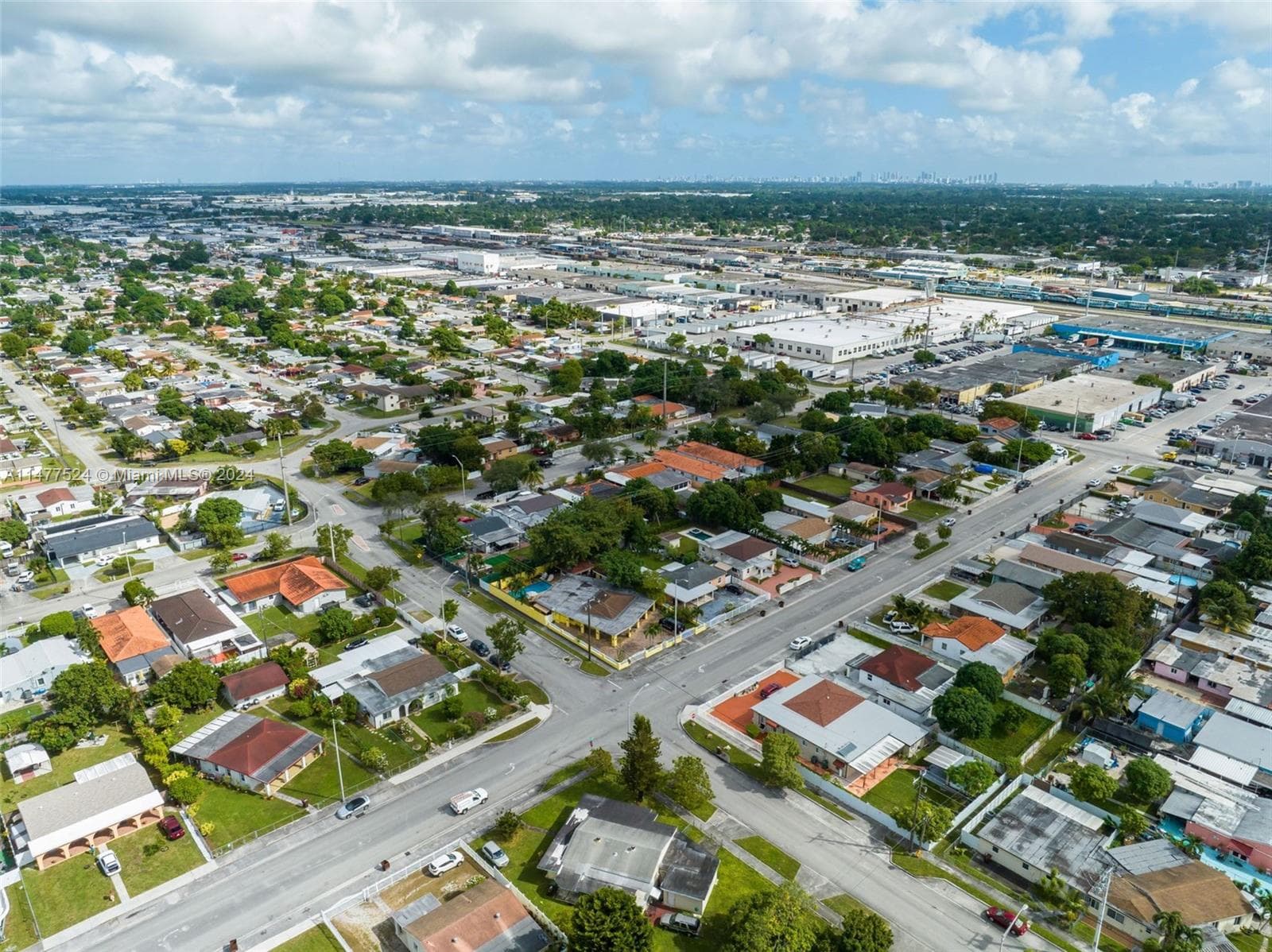901 E 32nd St, Hialeah FL 33013 — 16