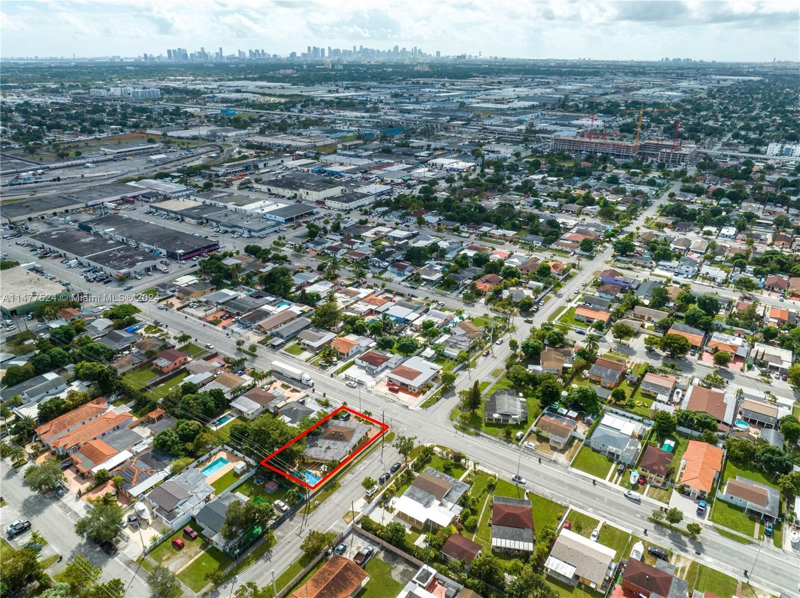 901 E 32nd St, Hialeah FL 33013 — 11