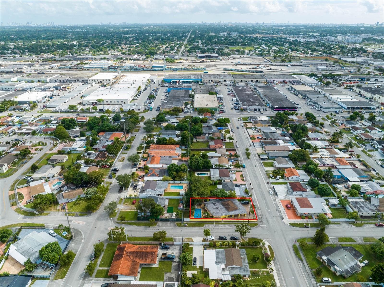 901 E 32nd St, Hialeah FL 33013 — 19