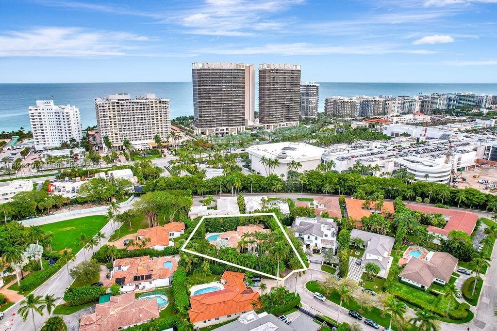 61 Camden Ct, Bal Harbour FL 33154 — 22
