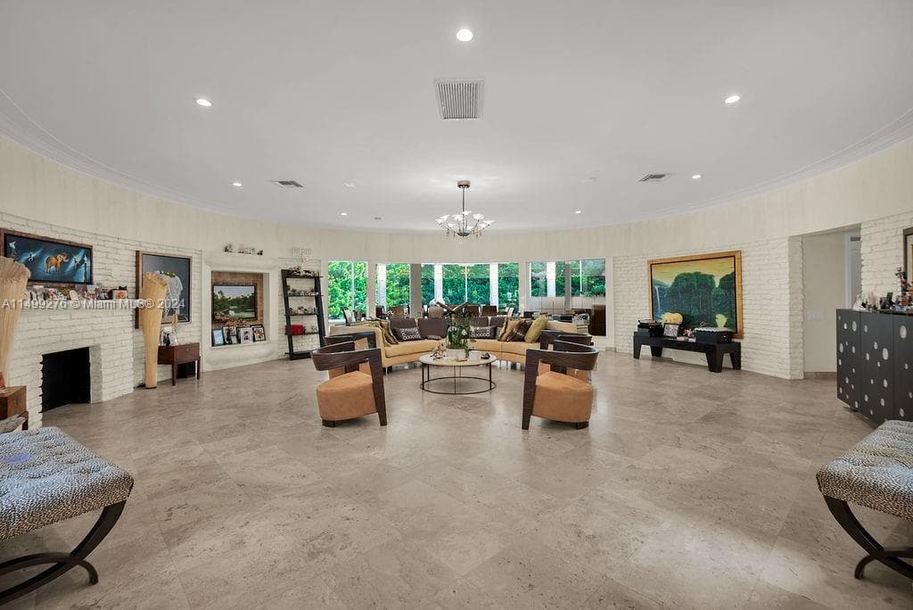 61 Camden Ct, Bal Harbour FL 33154 — 8