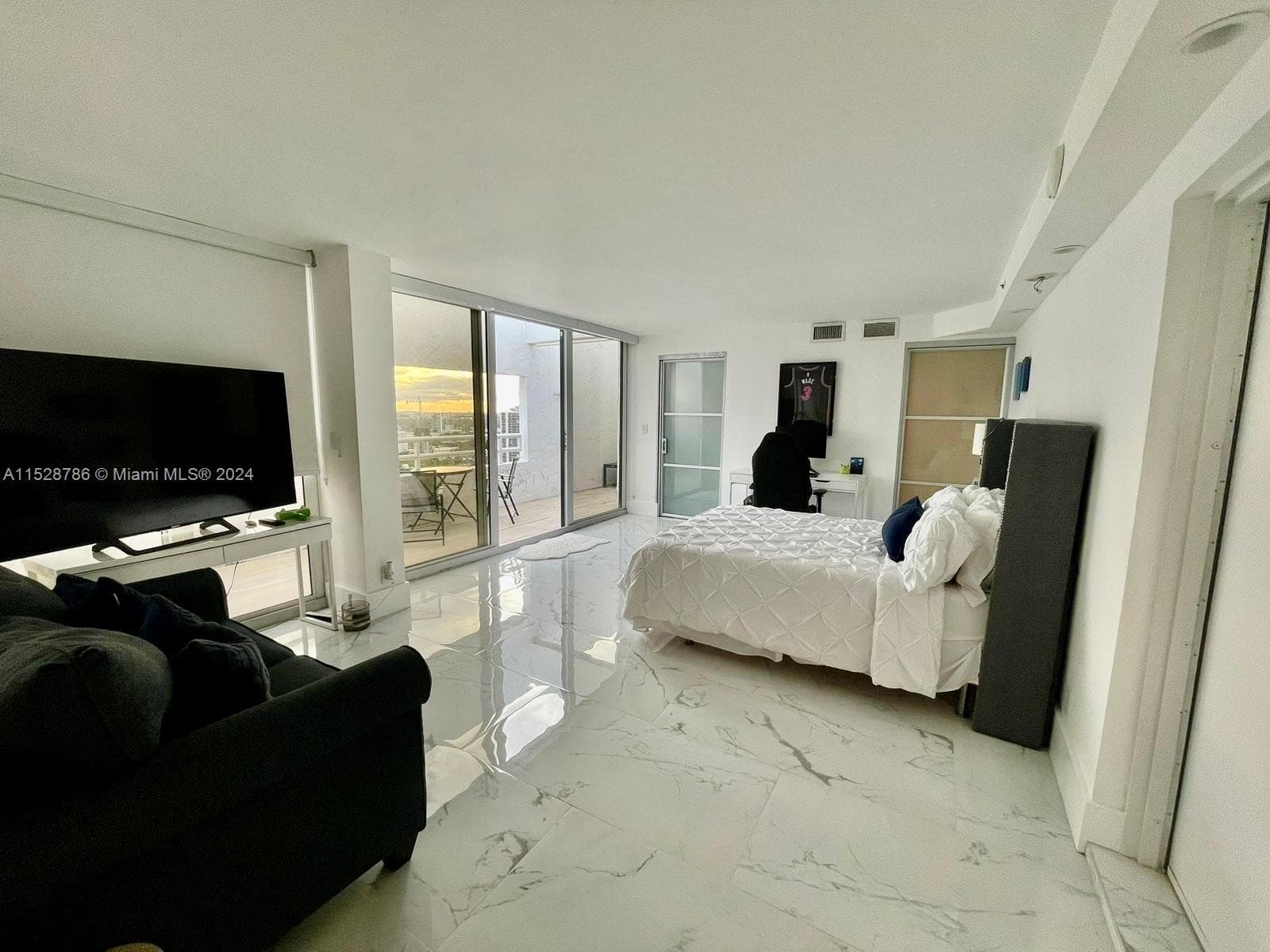 20225 NE 34th Ct # 2716, Aventura FL 33180 — 43