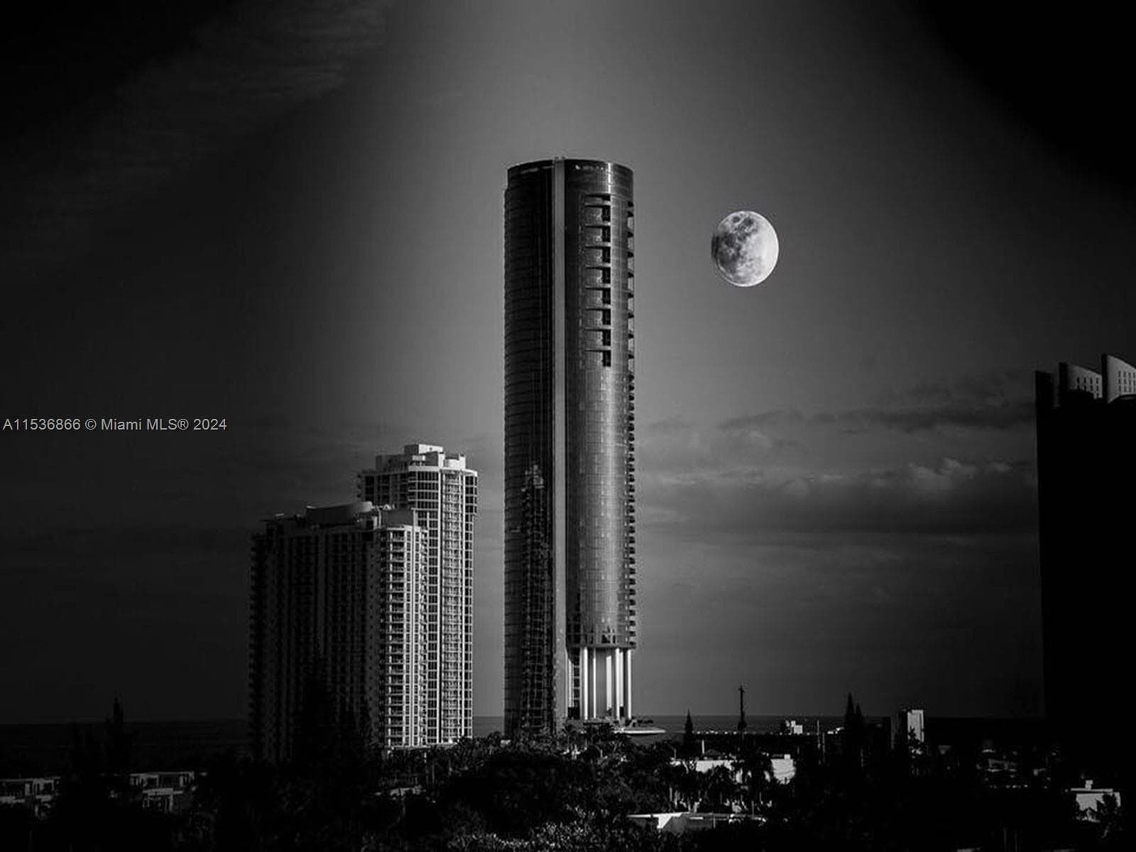18555 Collins Ave # 3501, Sunny Isles Beach FL 33160 — 18