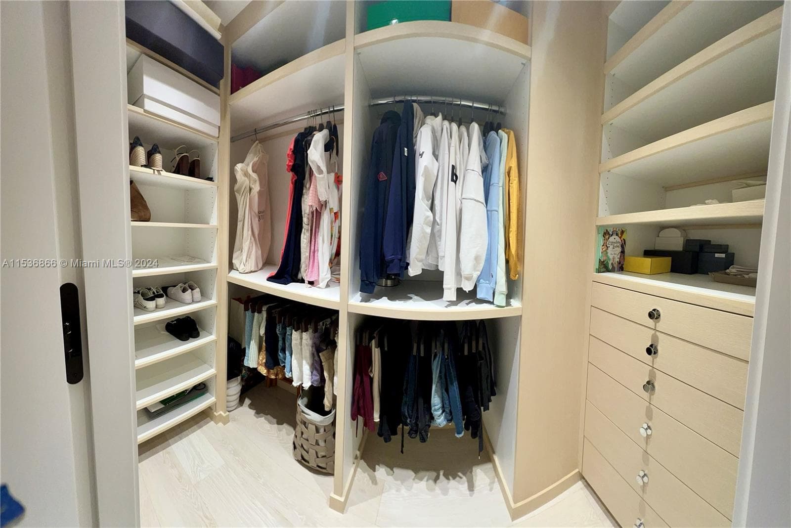 18555 Collins Ave # 3501, Sunny Isles Beach FL 33160 — 58