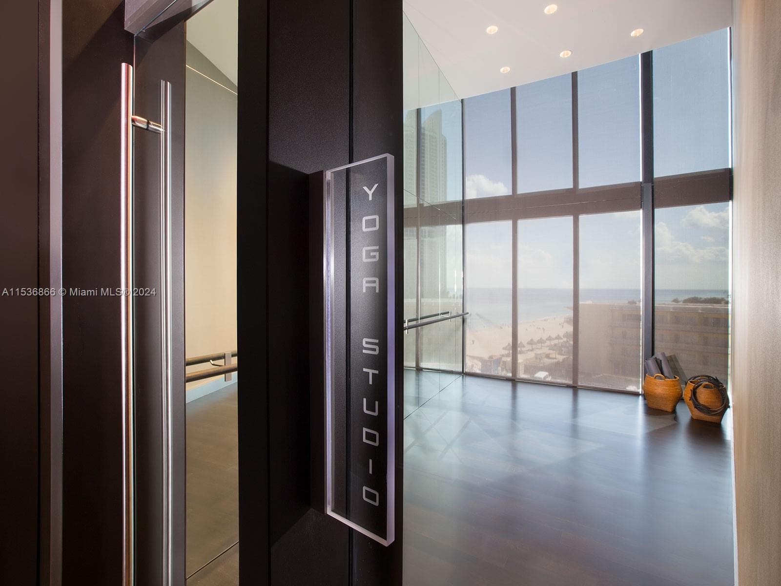 18555 Collins Ave # 3501, Sunny Isles Beach FL 33160 — 11