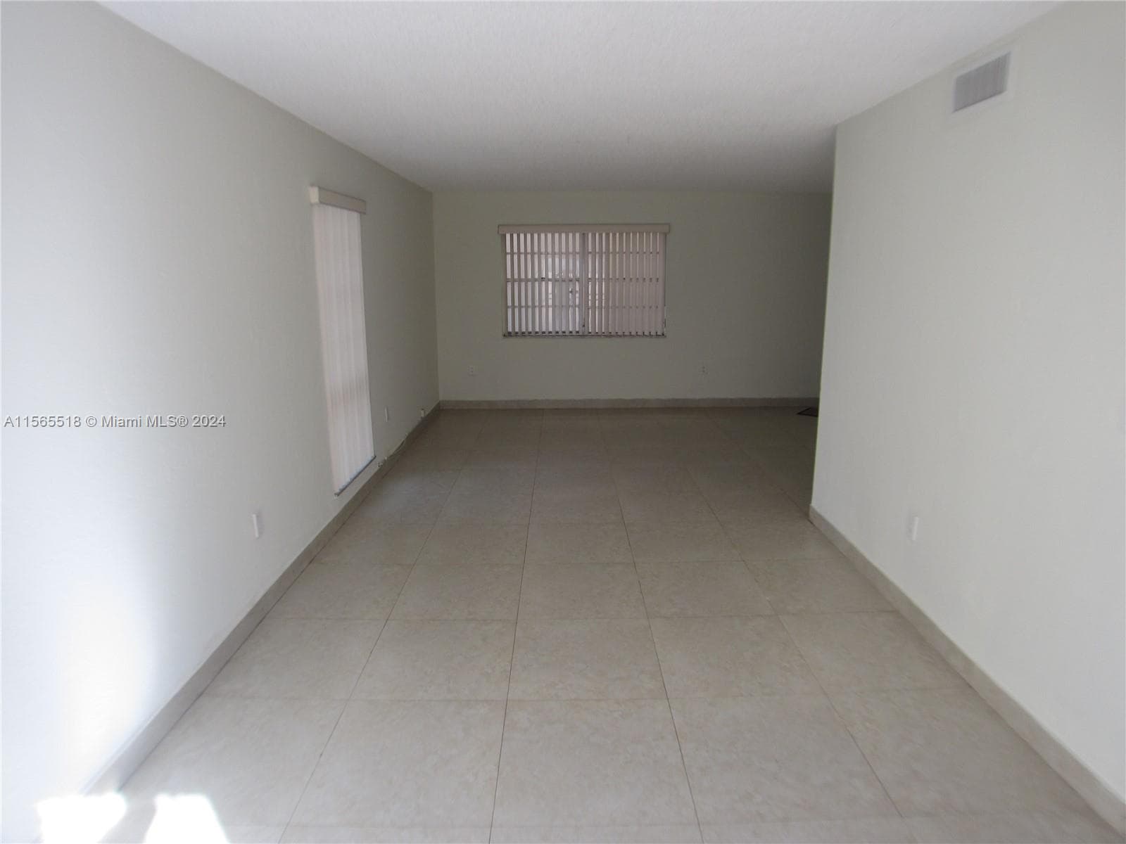 10 SW 108th Ave # E8, Sweetwater FL 33174 — 3