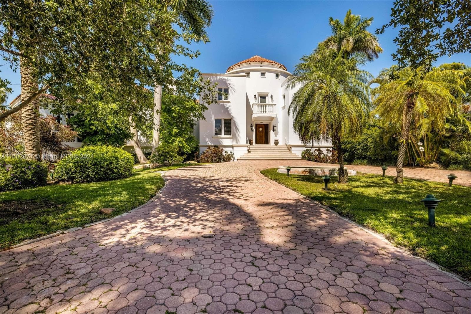 431 Costanera Rd, Coral Gables FL 33143 — 6