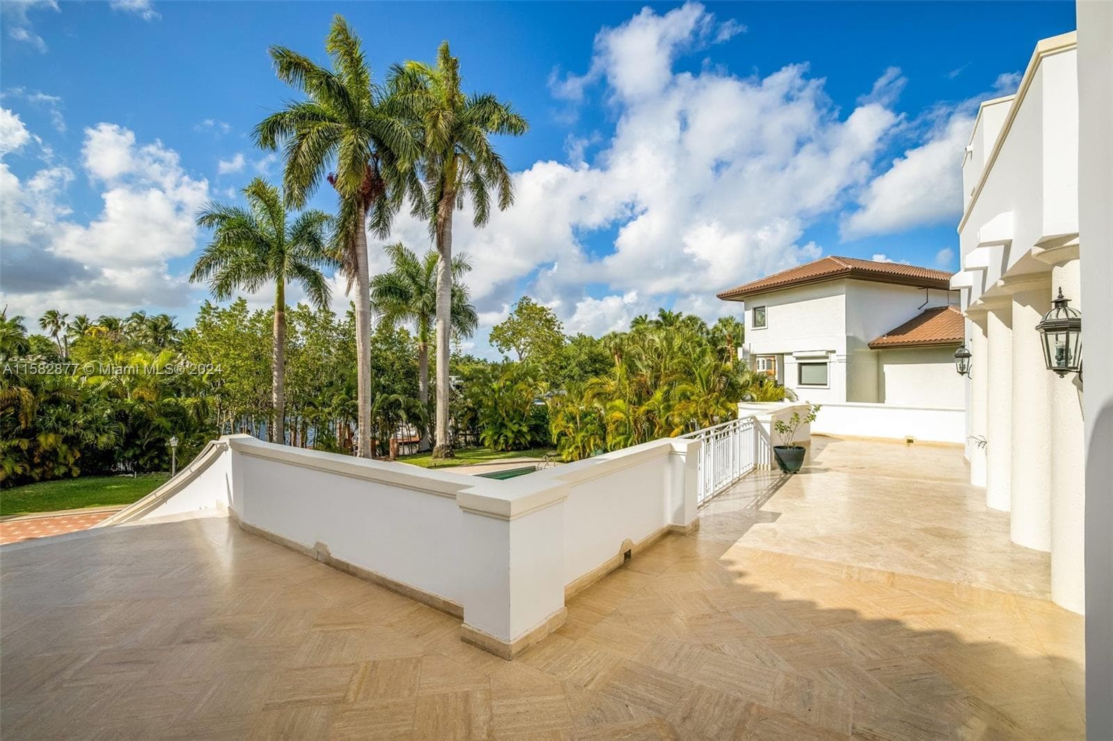 431 Costanera Rd, Coral Gables FL 33143 — 26