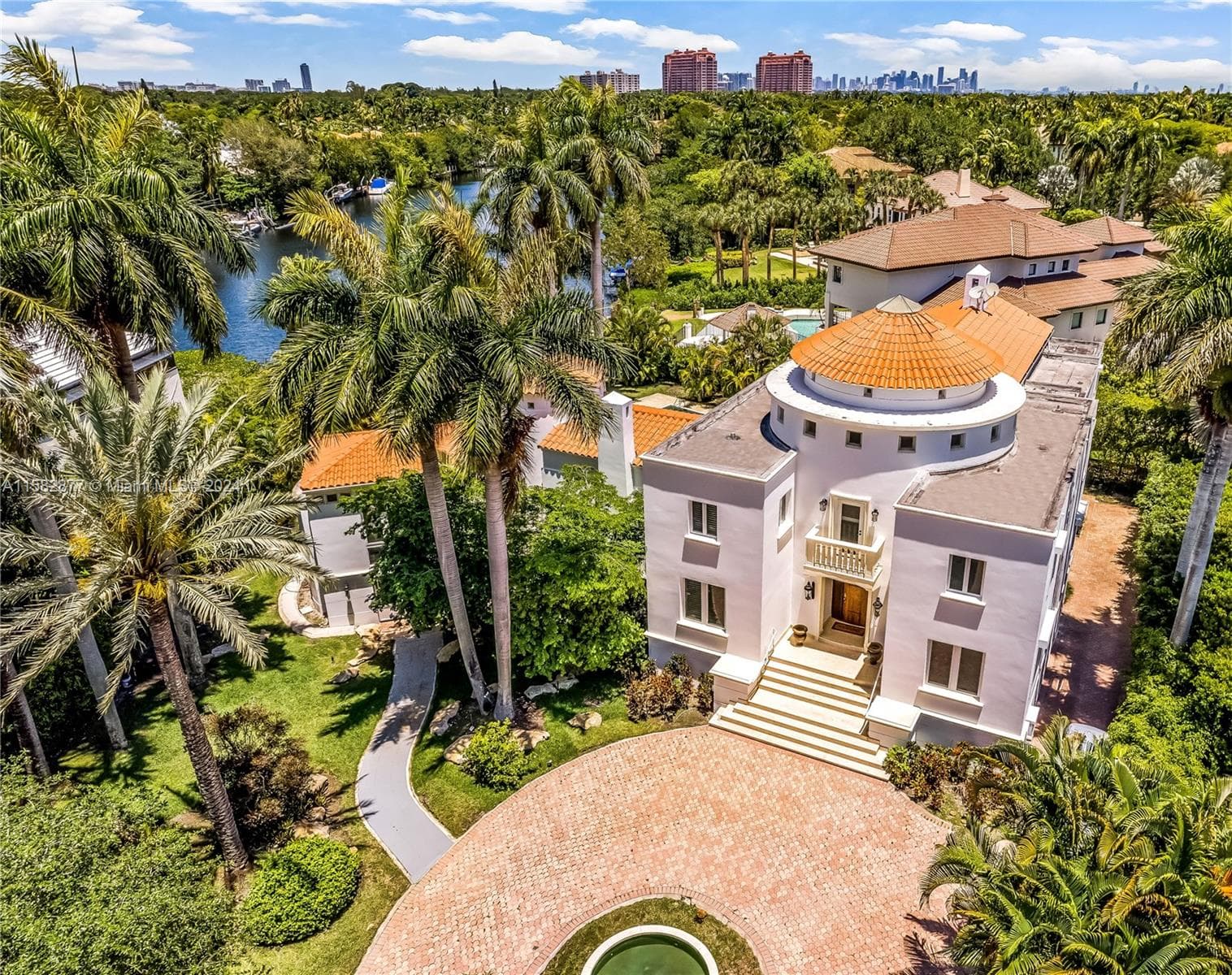 431 Costanera Rd, Coral Gables FL 33143 — 1