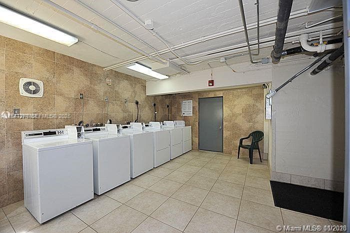 7300 Ocean Ter, Miami Beach FL 33141 — 23