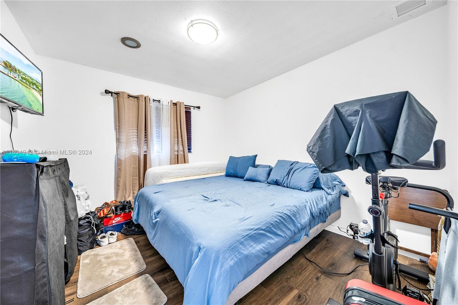 875 E 29th St, Hialeah FL 33013 — 13