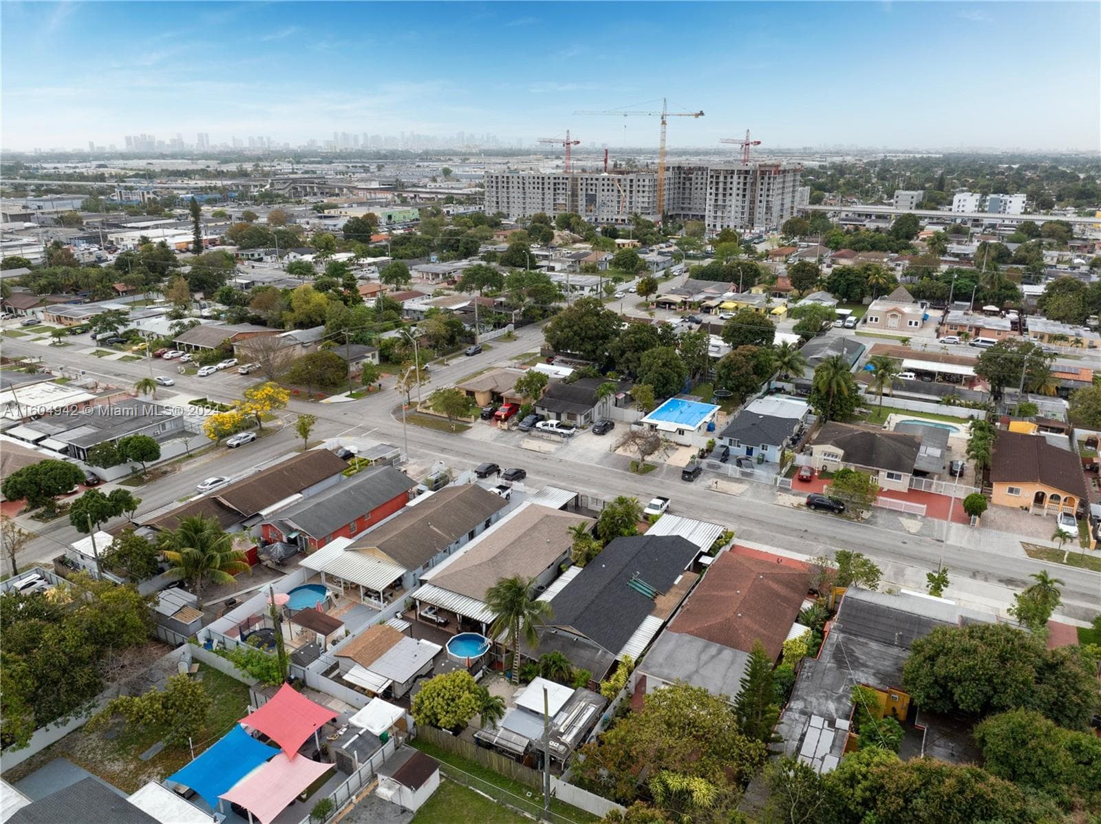 875 E 29th St, Hialeah FL 33013 — 33