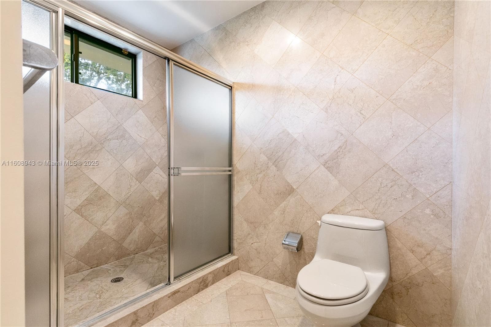 241 Cape Florida Dr, Key Biscayne FL 33149 — 73
