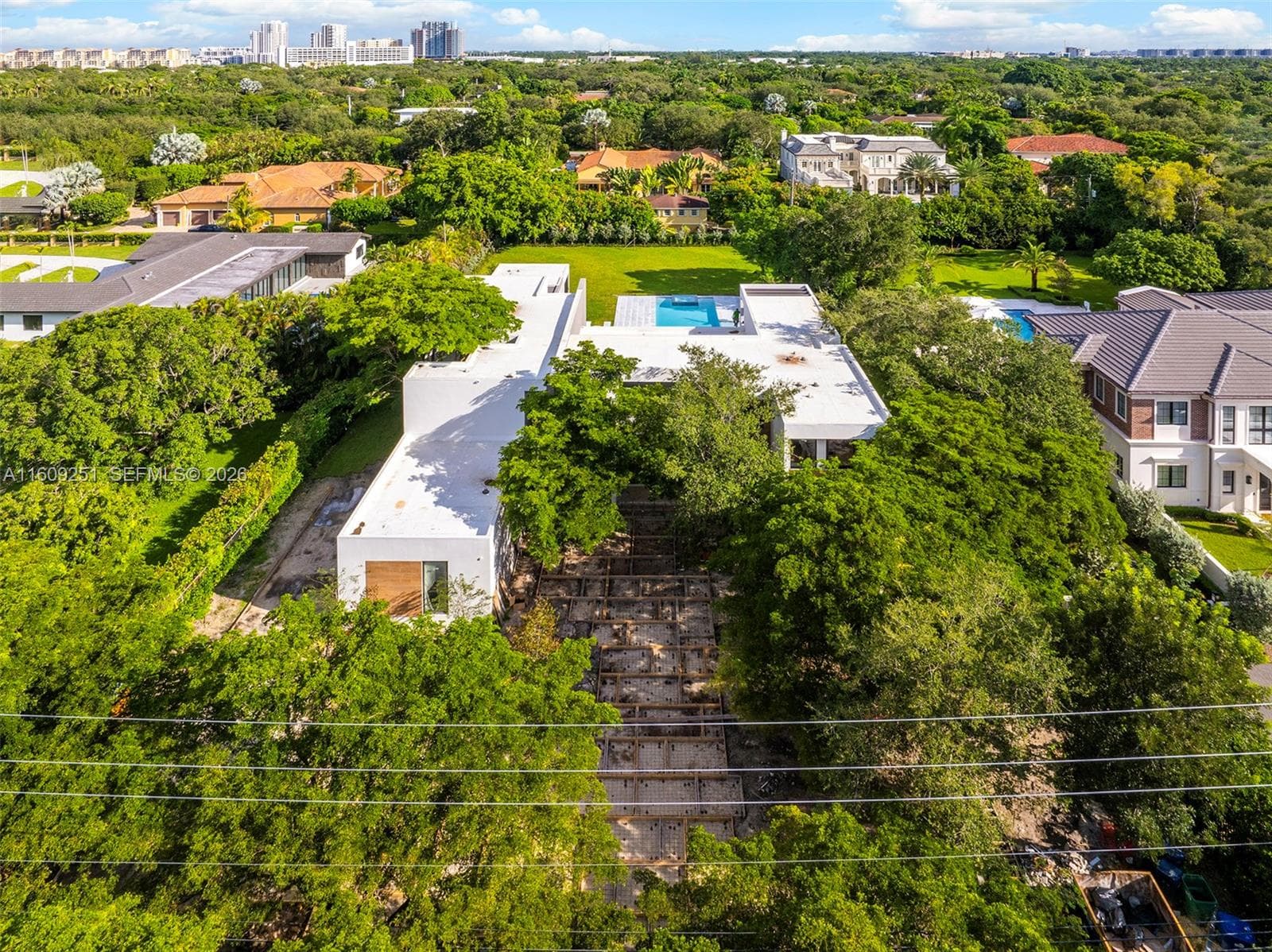6675 SW 96th St, Pinecrest FL 33156 — 25