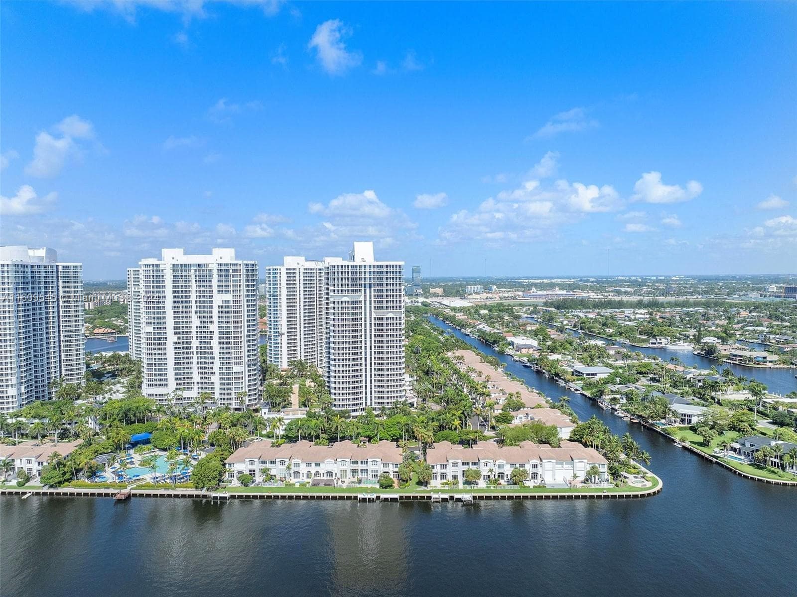 21301 NE 38th Ave # 58, Aventura FL 33180 — 52
