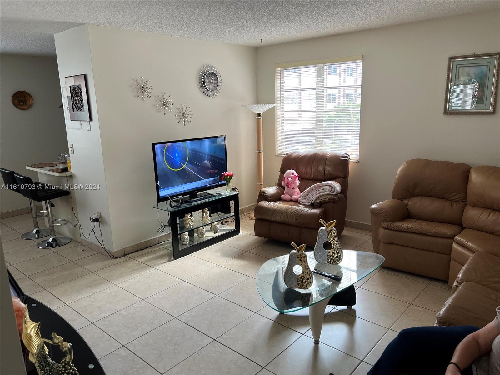325 NW 72Av # 206, Unincorporated Dade County FL 33126 — 2